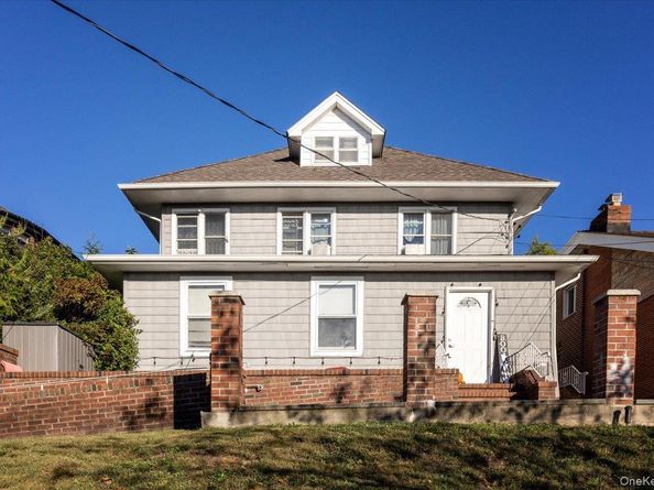 19633 Foothill Avenue, Holliswood NY 11423