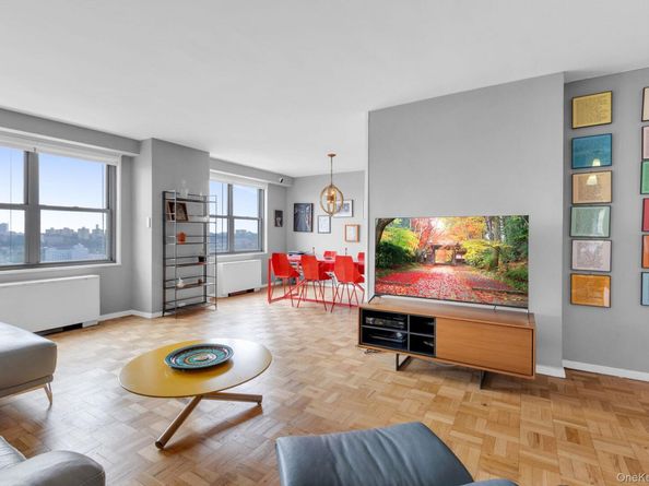2500 Johnson Avenue 15P, Bronx NY 10463