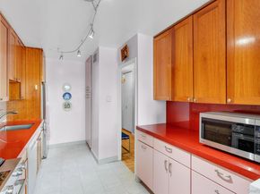 2500 Johnson Avenue 15P, Bronx NY 10463
