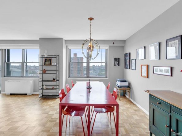 2500 Johnson Avenue 15P, Bronx NY 10463