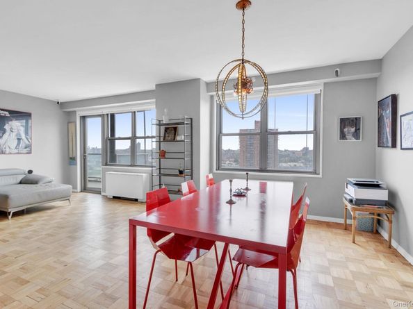 2500 Johnson Avenue 15P, Bronx NY 10463