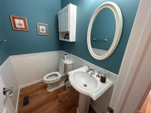37 Halley Lane, Miller Place NY 11764