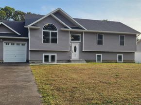 464 Granny Road, Medford NY 11763