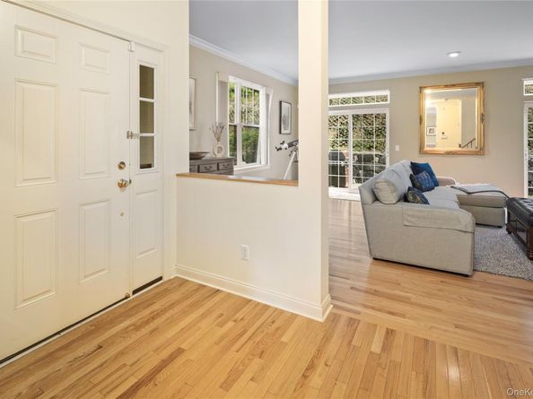 70 Briarbrook Drive, Briarcliff Manor NY 10510