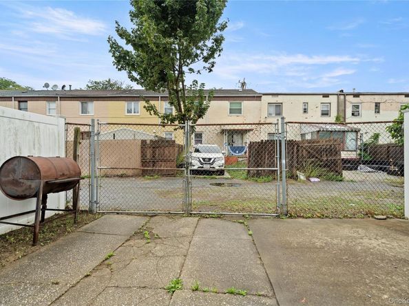 13512 223rd Street, Laurelton NY 11413