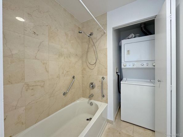 4028 College Point Boulevard PH102, Flushing NY 11354