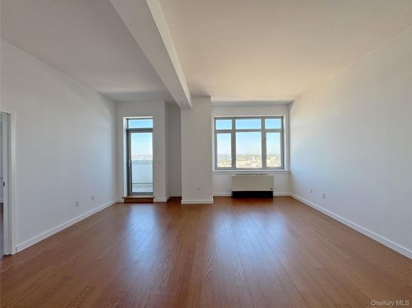 4028 College Point Boulevard PH102, Flushing NY 11354