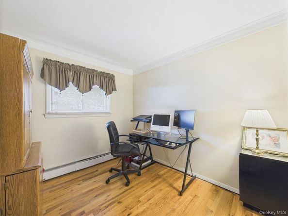 5 Gristmill Drive, Kings Park NY 11754