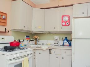 100 Randall Avenue 1E, Freeport NY 11520