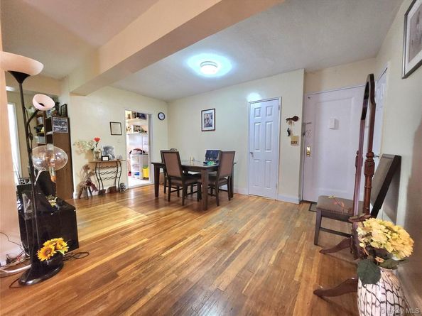 150-20 71st Avenue 5C, Flushing NY 11367