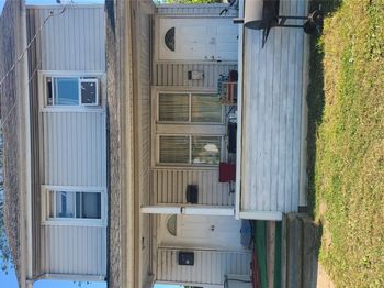 4 Duryea Place