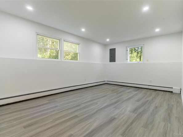 1159 Winding Court, Mohegan Lake NY 10547