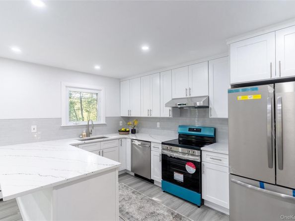 1159 Winding Court, Mohegan Lake NY 10547