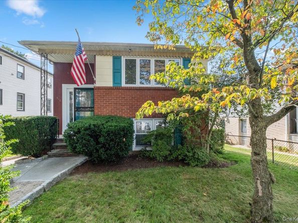 548 S 9th Avenue, Mount Vernon NY 10550