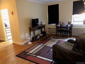 47-22 216 Street 3 D, Bayside NY 11361