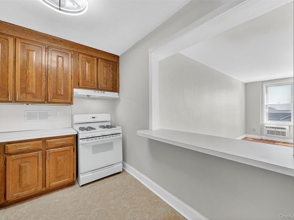360 Westchester Avenue 302, Port Chester NY 10573