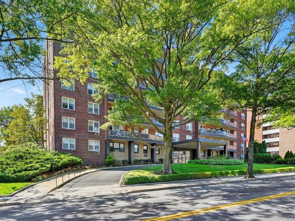 360 Westchester Avenue 302, Port Chester NY 10573