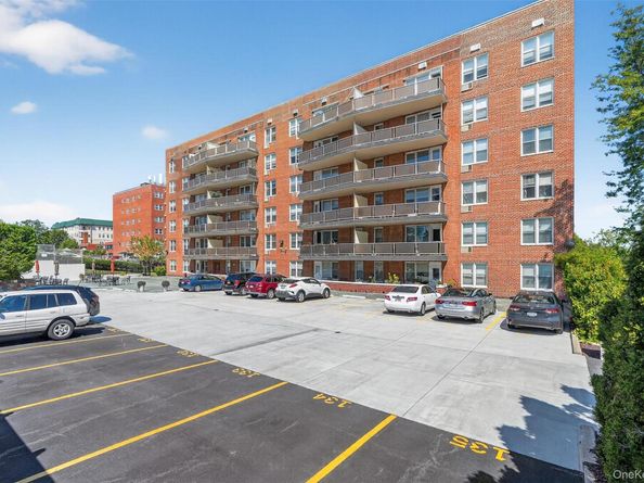 360 Westchester Avenue 302, Port Chester NY 10573