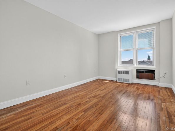 360 Westchester Avenue 302, Port Chester NY 10573