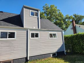 419 Coolidge Avenue, Rockville Centre NY 11570