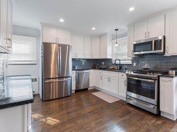 68 Thorne Avenue, North Massapequa NY 11758