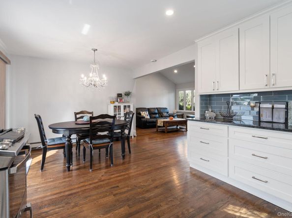 68 Thorne Avenue, North Massapequa NY 11758