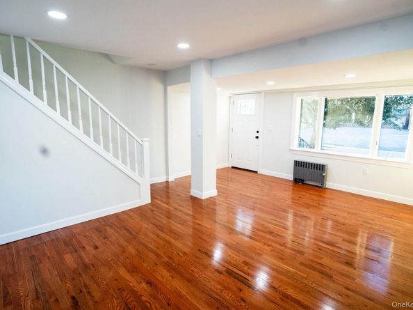129 Sheridan Avenue, Williston Park NY 11596