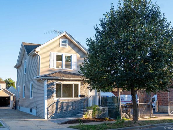 129 Sheridan Avenue, Williston Park NY 11596