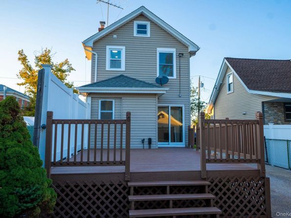 129 Sheridan Avenue, Williston Park NY 11596