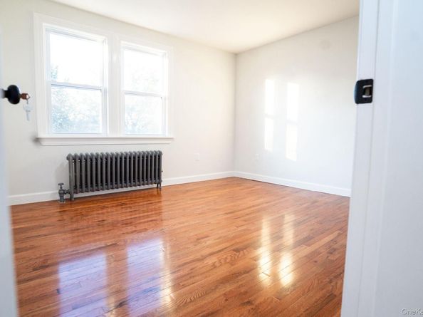129 Sheridan Avenue, Williston Park NY 11596