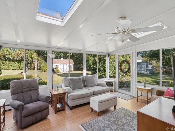 9 Monte Lane, Center Moriches NY 11934
