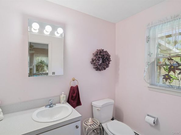 9 Monte Lane, Center Moriches NY 11934