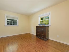 15 Centerport Road, Greenlawn NY 11740