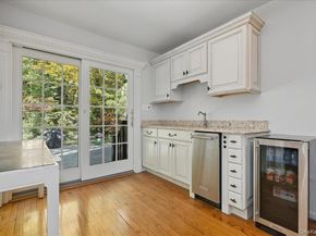 15 Centerport Road, Greenlawn NY 11740