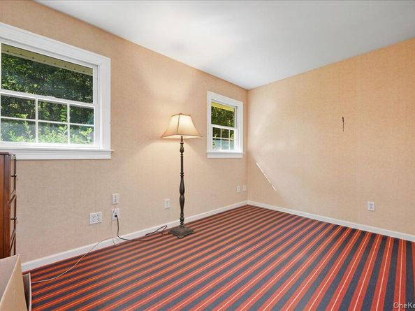 15 Centerport Road, Greenlawn NY 11740