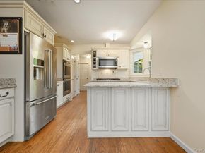 15 Centerport Road, Greenlawn NY 11740