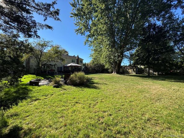 7 Kingston Road, Mount Sinai NY 11766