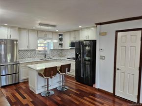 120-19 Ketch Court 38, College Point NY 11356
