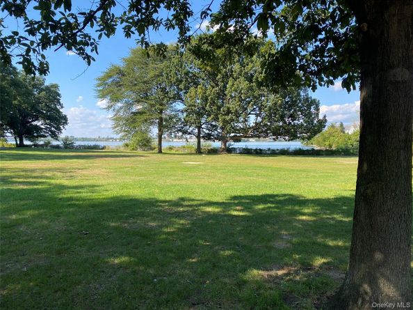 120-19 Ketch Court 38, College Point NY 11356