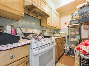 8948 Pontiac Street, Jamaica NY 11427