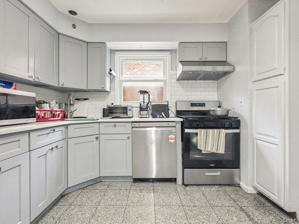 8948 Pontiac Street, Jamaica NY 11427