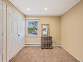 16 Dexter Lane, Kings Park NY 11754