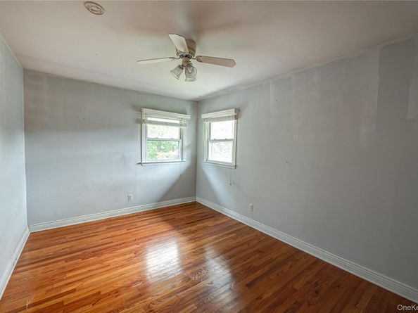 1872 Park Drive, Seaford NY 11783