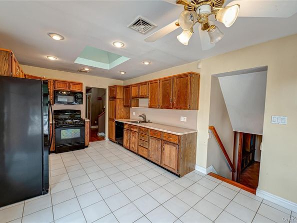 1872 Park Drive, Seaford NY 11783