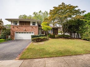 1872 Park Drive, Seaford NY 11783
