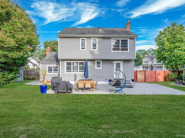 63 Sherwood Drive, East Islip NY 11730