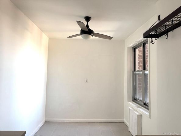 12116 Ocean Promenade 4L, Rockaway Park NY 11694