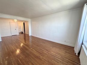 12116 Ocean Promenade 4L, Rockaway Park NY 11694