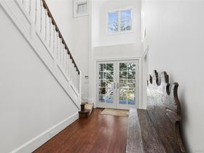 39 Cherry Lane, Syosset NY 11791