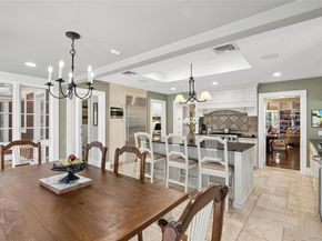 39 Cherry Lane, Syosset NY 11791